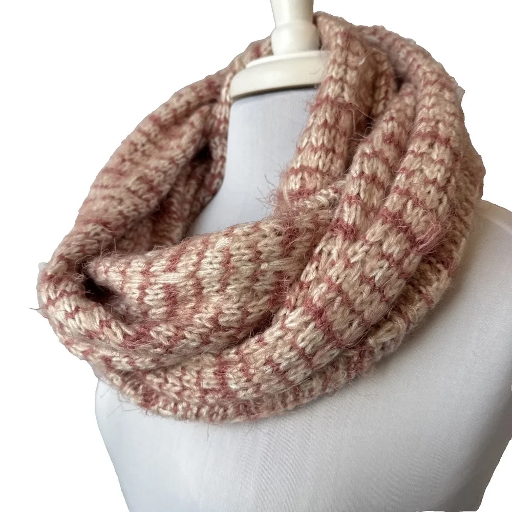 Vince Camato Eyelash Woven Knit Infinity Pink‎ Plaid Scarf Cottagecore Boho Soft